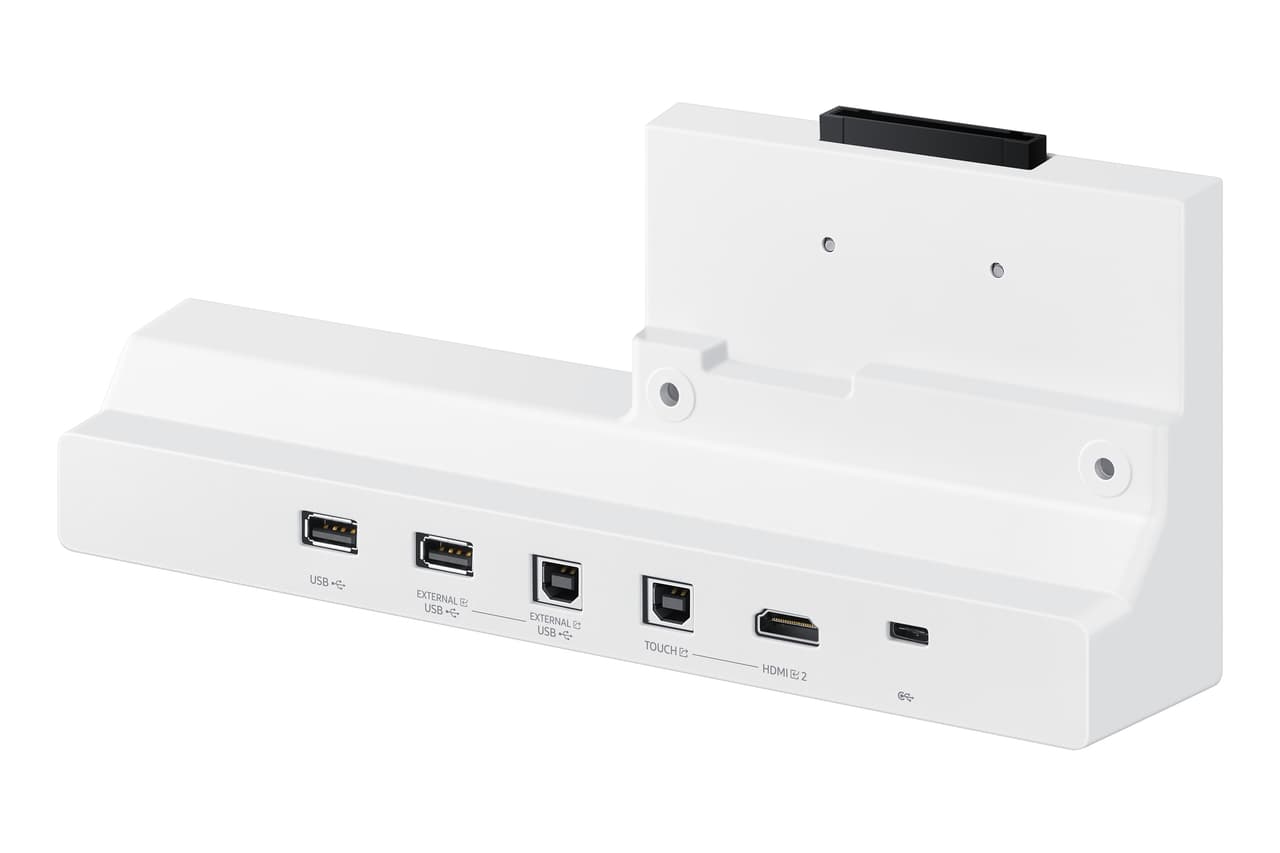 Samsung CY-TF65BBC USB-C monitor — photo 4