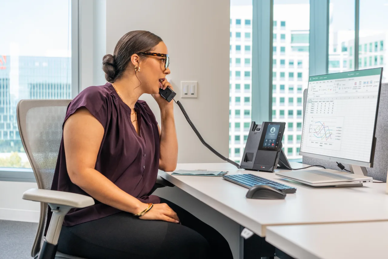 HP Poly CCX 505 IP Phone — photo 4