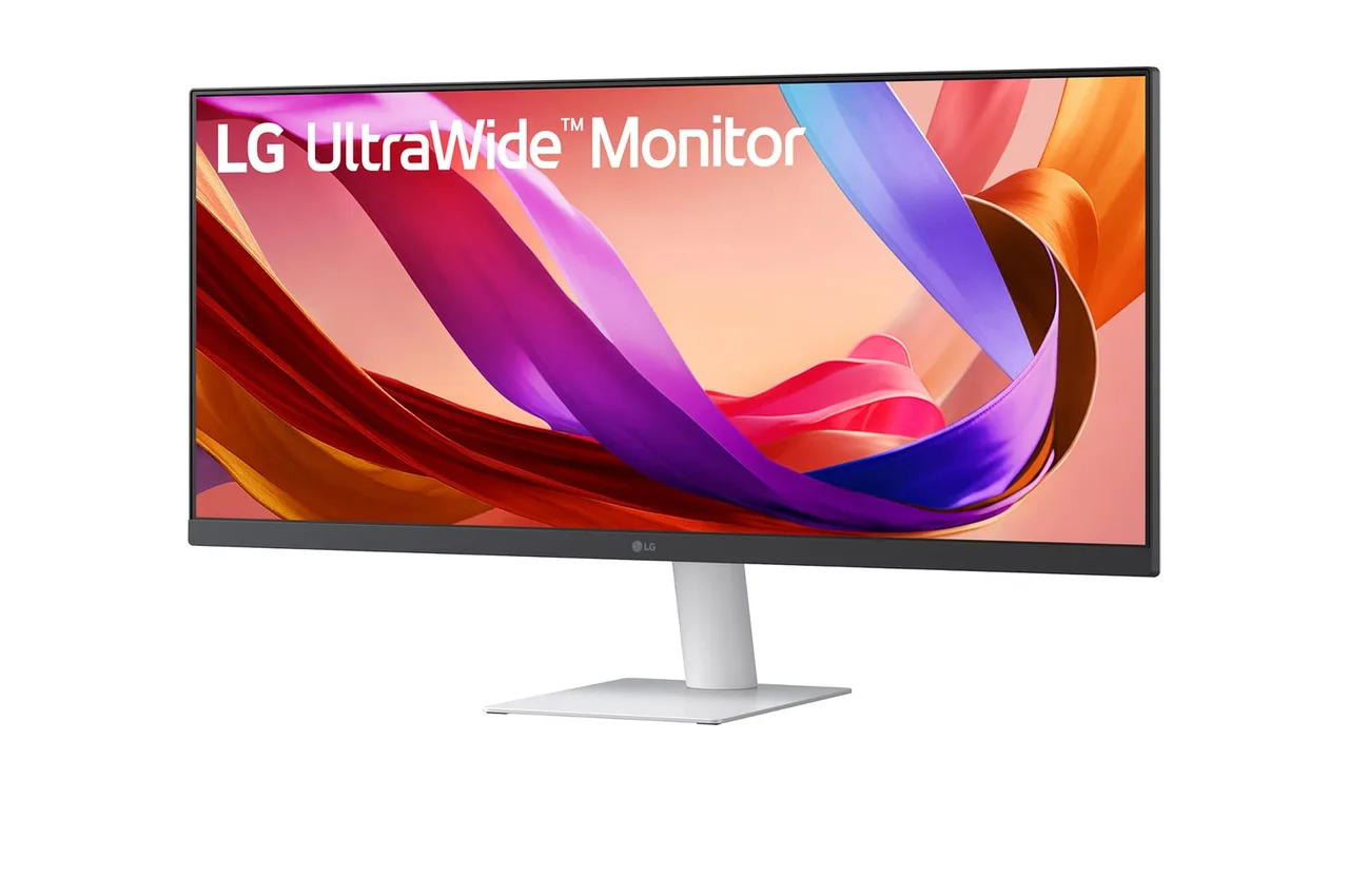 LG Ultrawide WFHD 29U531A-W 29" USB-C monitor — photo 2